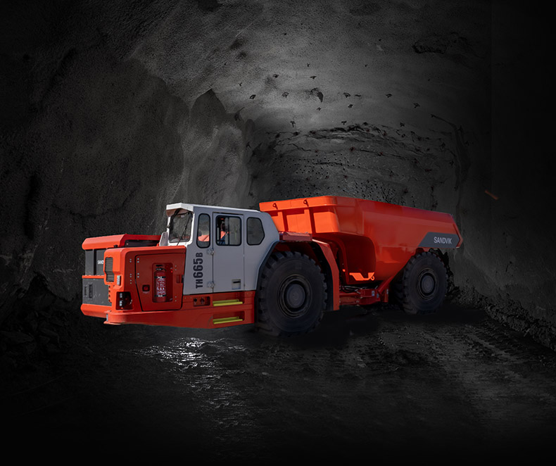 Sandvik® TH665B BEV truck (photo)