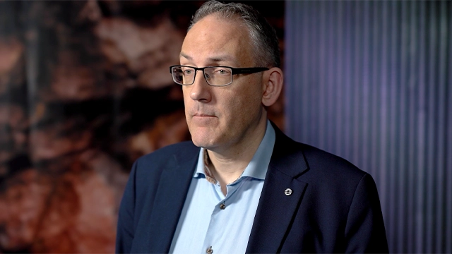 Mats W Lundberg, hållbarhetschef, talar om hållbarhetsstrategin. (foto)